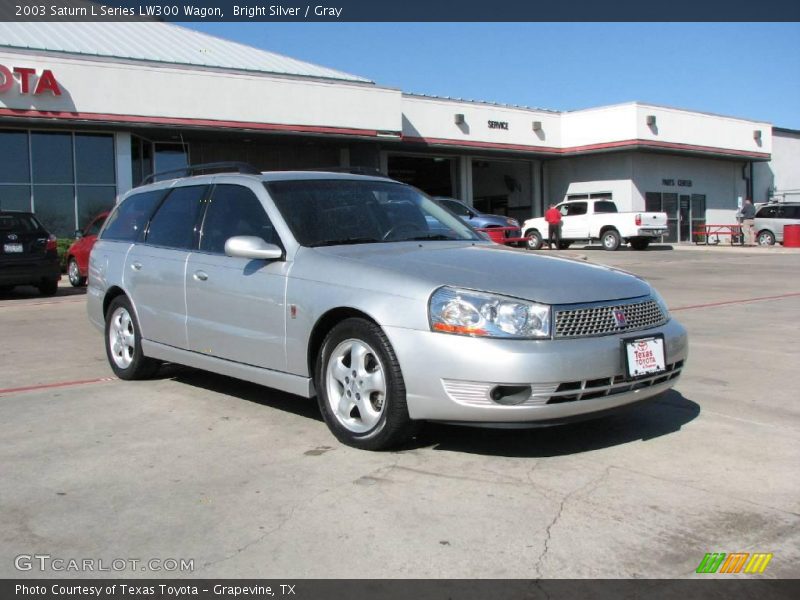 Bright Silver / Gray 2003 Saturn L Series LW300 Wagon