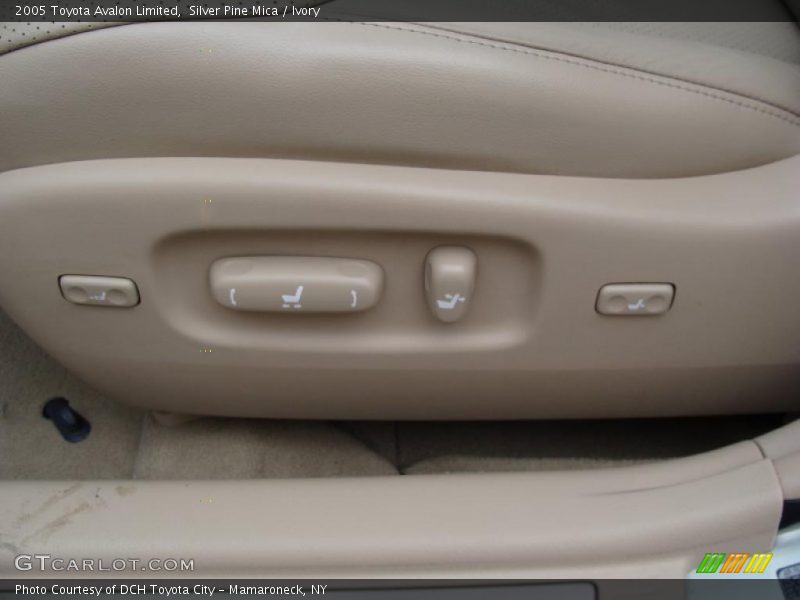 Silver Pine Mica / Ivory 2005 Toyota Avalon Limited