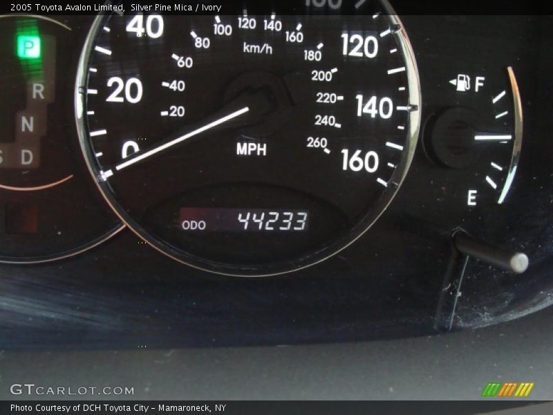Silver Pine Mica / Ivory 2005 Toyota Avalon Limited