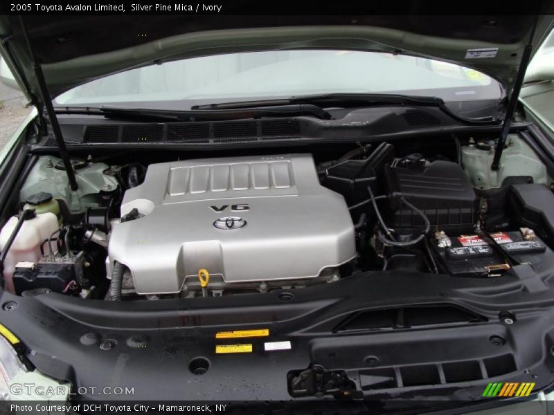 Silver Pine Mica / Ivory 2005 Toyota Avalon Limited