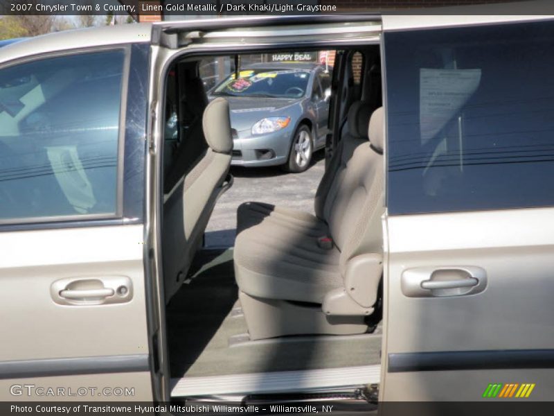 Linen Gold Metallic / Dark Khaki/Light Graystone 2007 Chrysler Town & Country