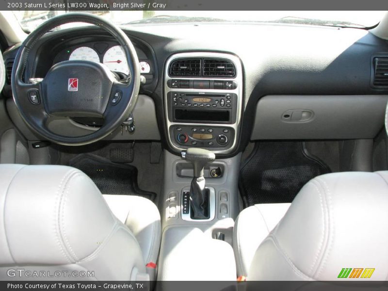 Bright Silver / Gray 2003 Saturn L Series LW300 Wagon