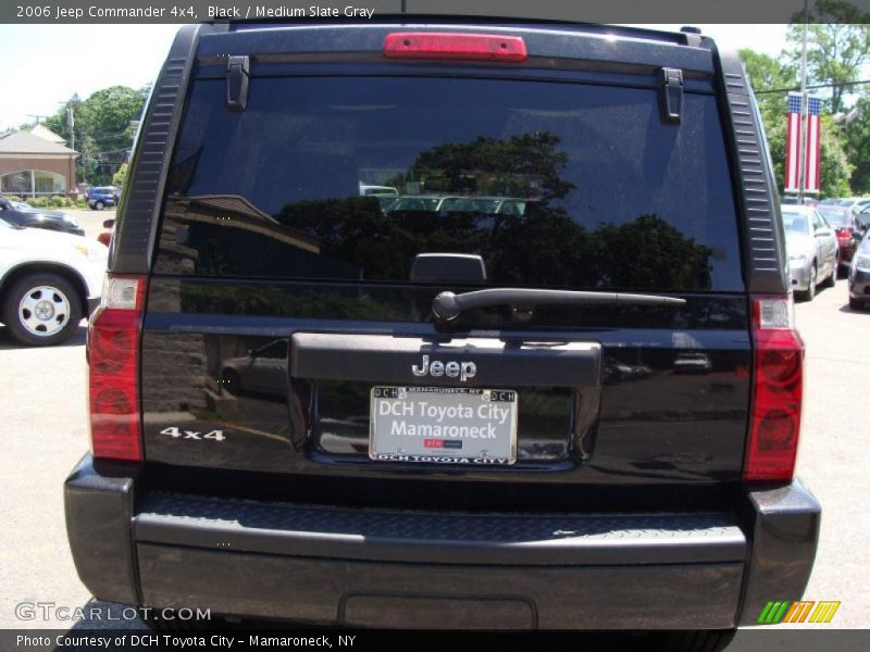Black / Medium Slate Gray 2006 Jeep Commander 4x4