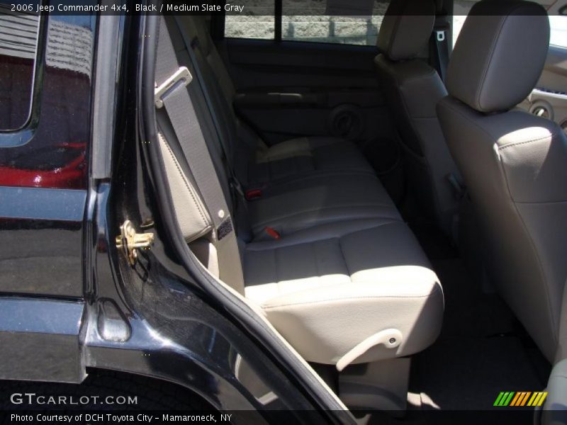 Black / Medium Slate Gray 2006 Jeep Commander 4x4