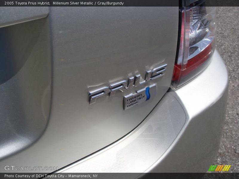 Millenium Silver Metallic / Gray/Burgundy 2005 Toyota Prius Hybrid