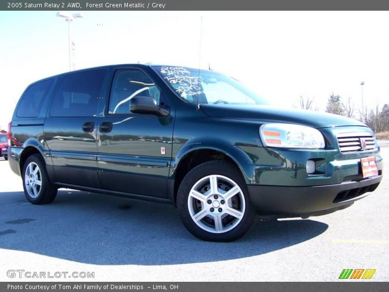 Forest Green Metallic / Grey 2005 Saturn Relay 2 AWD