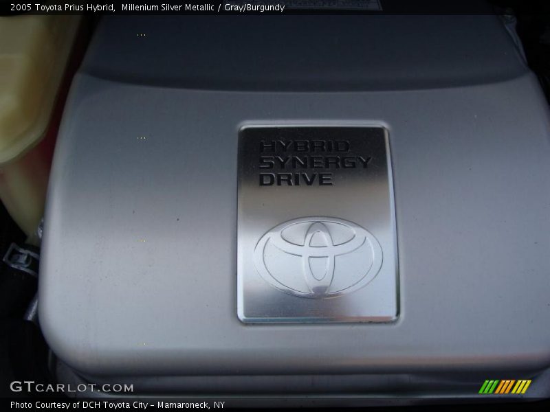 Millenium Silver Metallic / Gray/Burgundy 2005 Toyota Prius Hybrid
