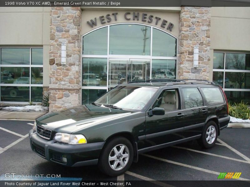 Emerald Green Pearl Metallic / Beige 1998 Volvo V70 XC AWD