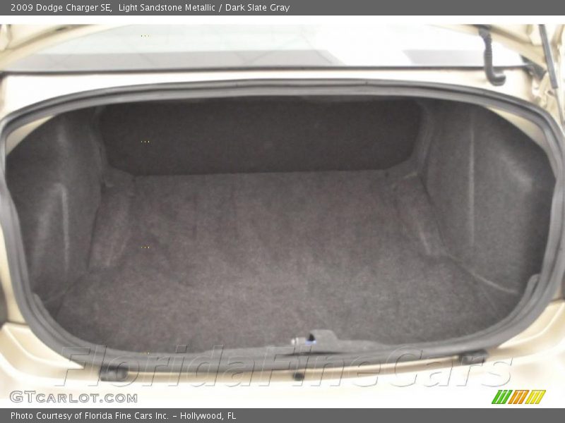 Light Sandstone Metallic / Dark Slate Gray 2009 Dodge Charger SE