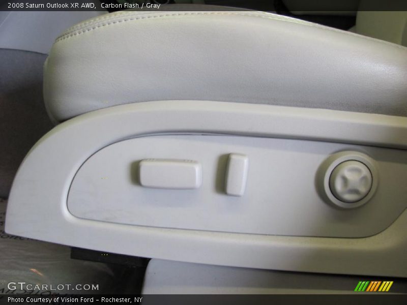 Carbon Flash / Gray 2008 Saturn Outlook XR AWD