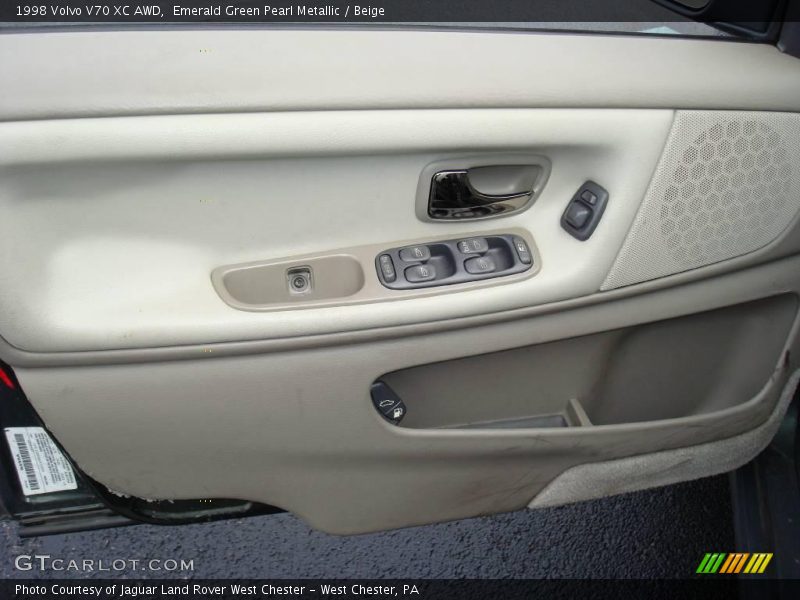 Emerald Green Pearl Metallic / Beige 1998 Volvo V70 XC AWD