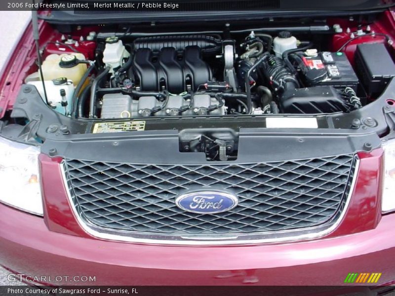 Merlot Metallic / Pebble Beige 2006 Ford Freestyle Limited