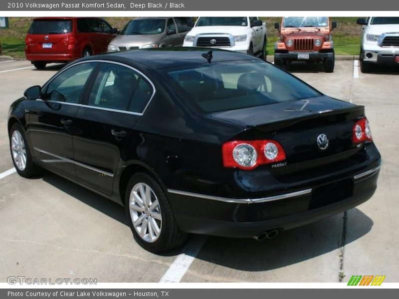 Deep Black / Black 2010 Volkswagen Passat Komfort Sedan