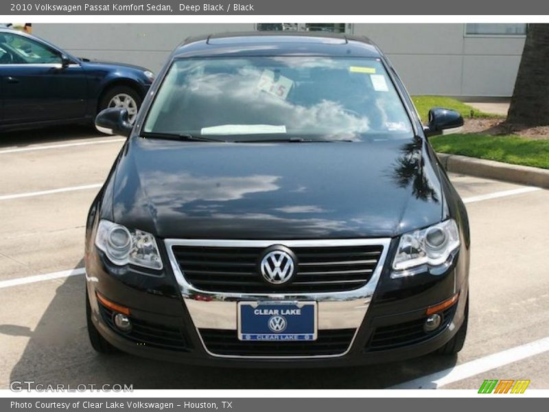 Deep Black / Black 2010 Volkswagen Passat Komfort Sedan