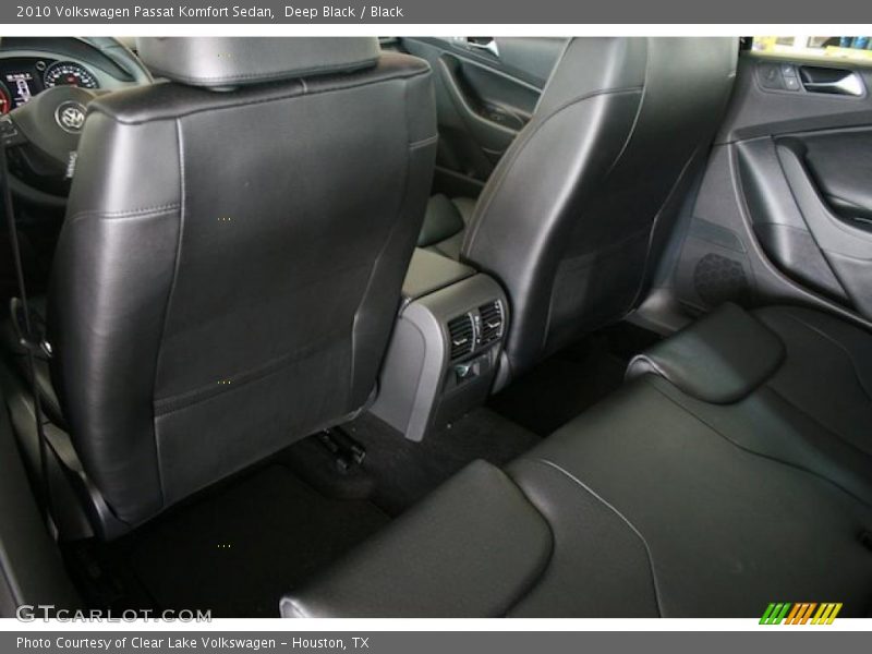 Deep Black / Black 2010 Volkswagen Passat Komfort Sedan