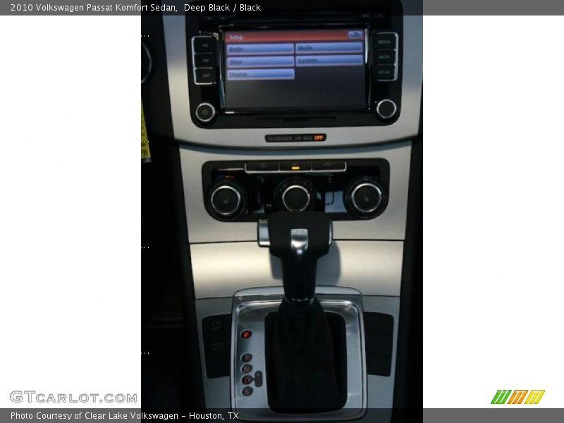 Deep Black / Black 2010 Volkswagen Passat Komfort Sedan
