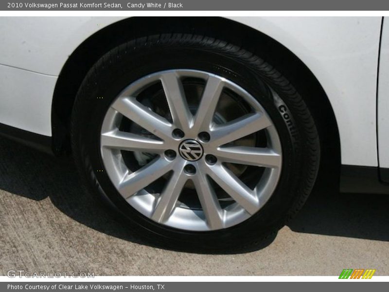 Candy White / Black 2010 Volkswagen Passat Komfort Sedan