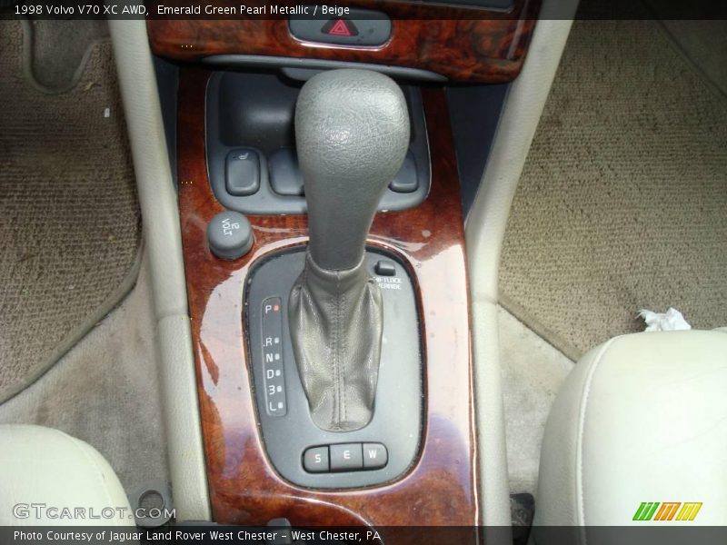 Emerald Green Pearl Metallic / Beige 1998 Volvo V70 XC AWD
