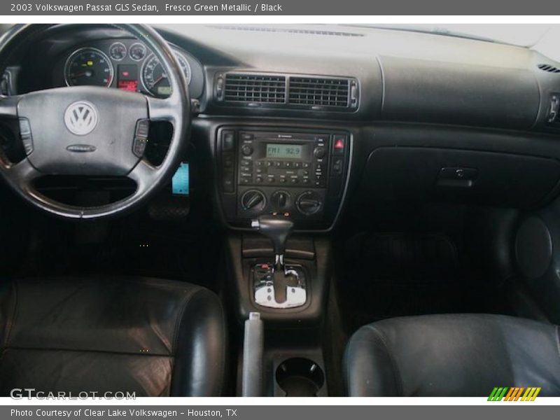 Fresco Green Metallic / Black 2003 Volkswagen Passat GLS Sedan