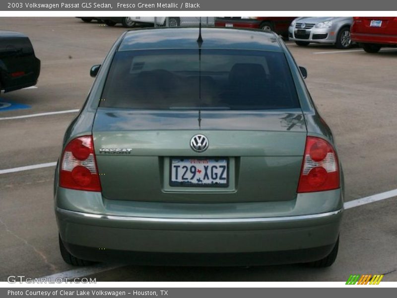 Fresco Green Metallic / Black 2003 Volkswagen Passat GLS Sedan
