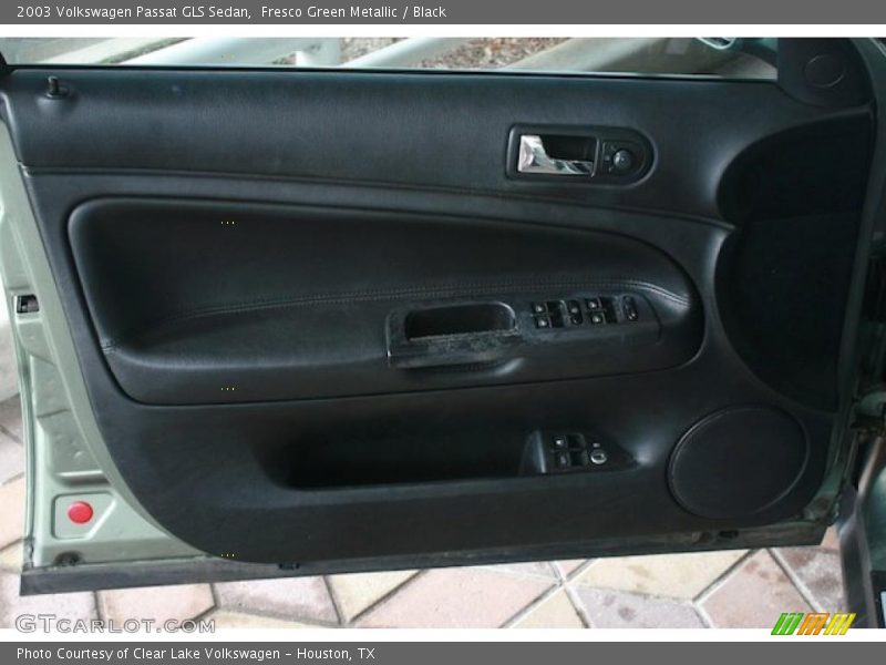 Fresco Green Metallic / Black 2003 Volkswagen Passat GLS Sedan