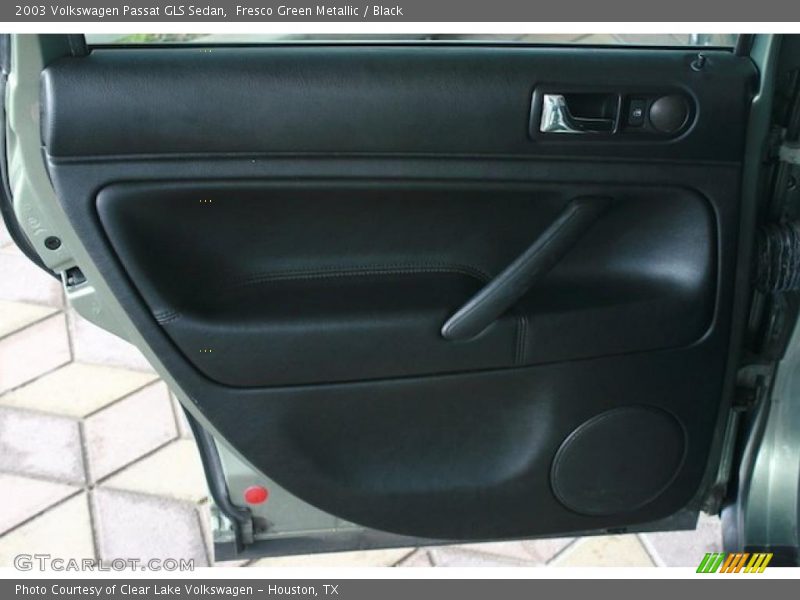Fresco Green Metallic / Black 2003 Volkswagen Passat GLS Sedan