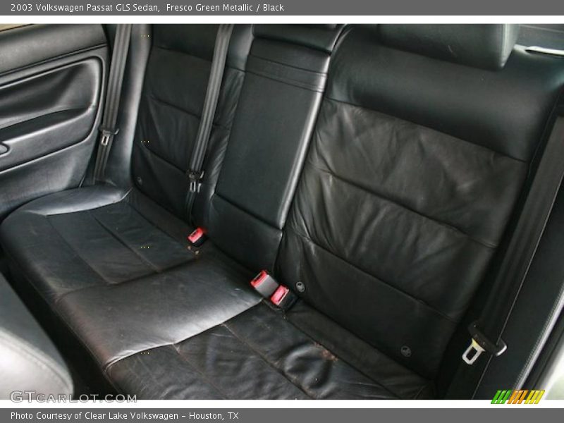 Fresco Green Metallic / Black 2003 Volkswagen Passat GLS Sedan