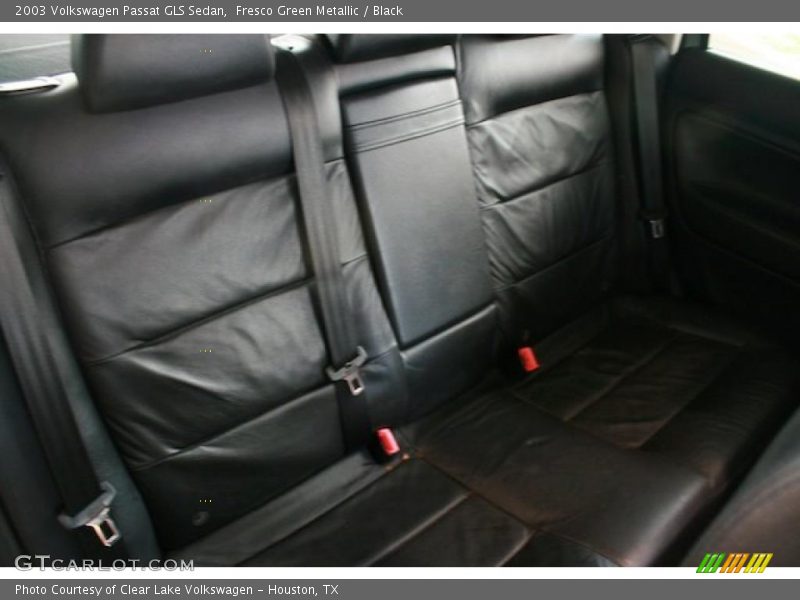 Fresco Green Metallic / Black 2003 Volkswagen Passat GLS Sedan