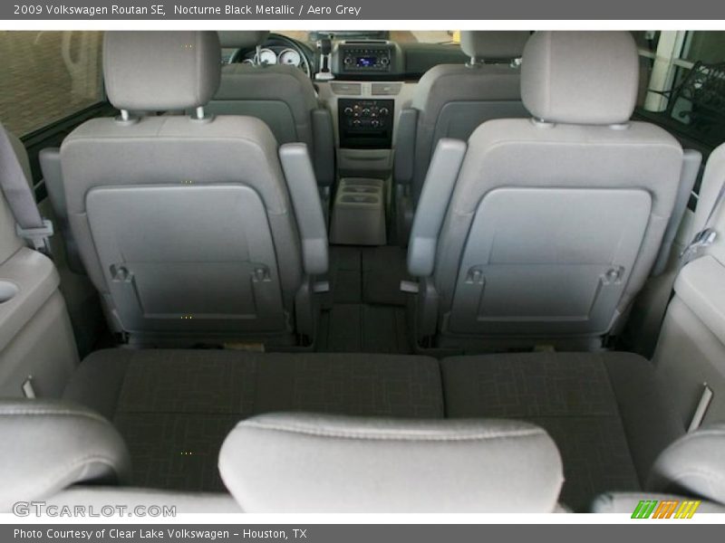 Nocturne Black Metallic / Aero Grey 2009 Volkswagen Routan SE