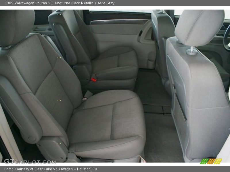 Nocturne Black Metallic / Aero Grey 2009 Volkswagen Routan SE