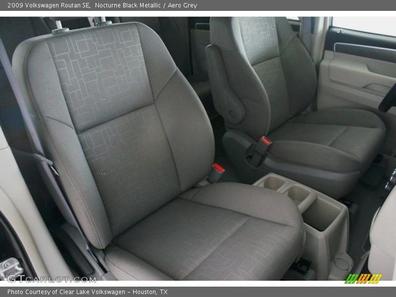 Nocturne Black Metallic / Aero Grey 2009 Volkswagen Routan SE