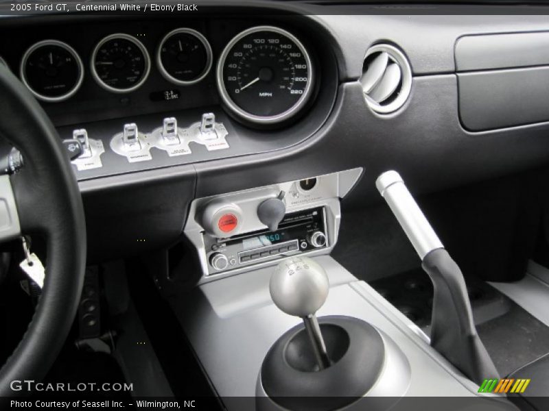 Controls of 2005 GT 