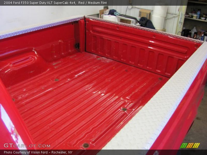Red / Medium Flint 2004 Ford F350 Super Duty XLT SuperCab 4x4