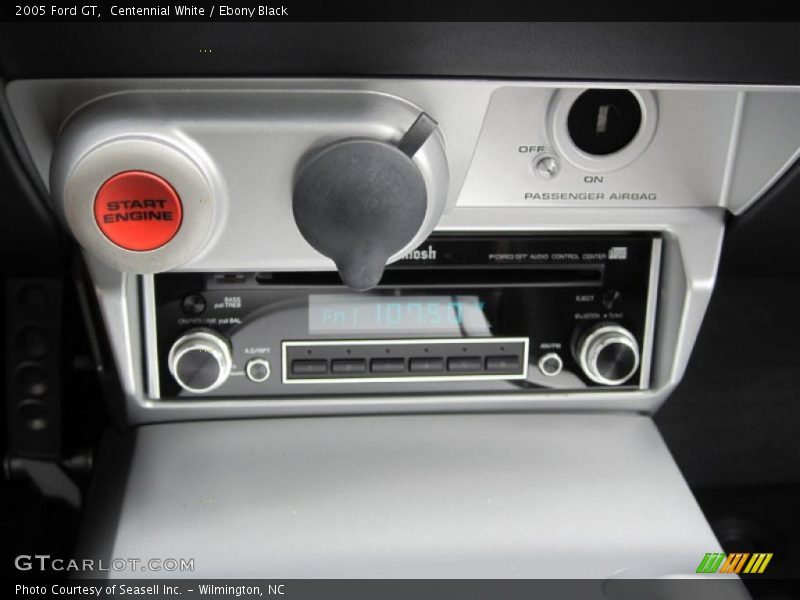 Controls of 2005 GT 