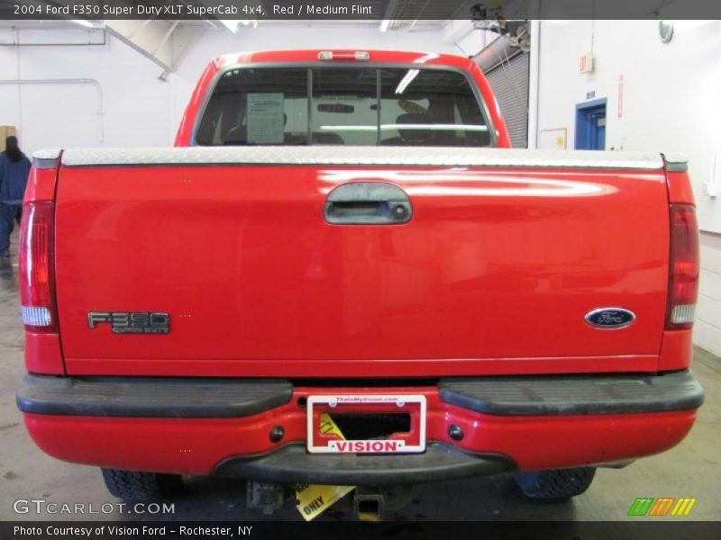 Red / Medium Flint 2004 Ford F350 Super Duty XLT SuperCab 4x4