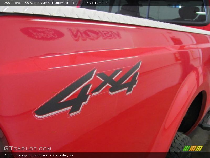 Red / Medium Flint 2004 Ford F350 Super Duty XLT SuperCab 4x4