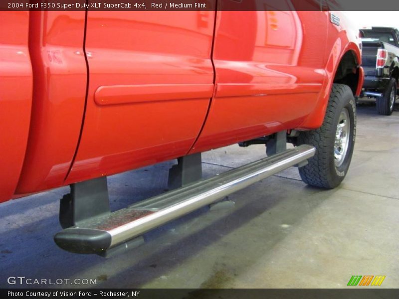 Red / Medium Flint 2004 Ford F350 Super Duty XLT SuperCab 4x4