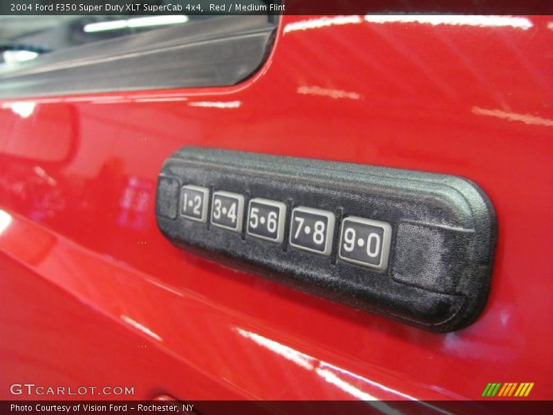 Red / Medium Flint 2004 Ford F350 Super Duty XLT SuperCab 4x4