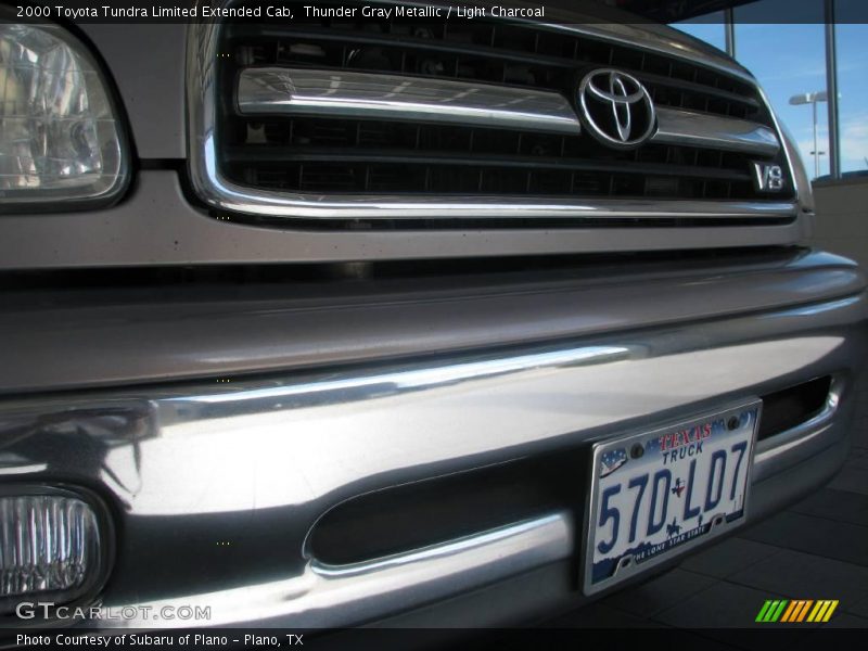 Thunder Gray Metallic / Light Charcoal 2000 Toyota Tundra Limited Extended Cab