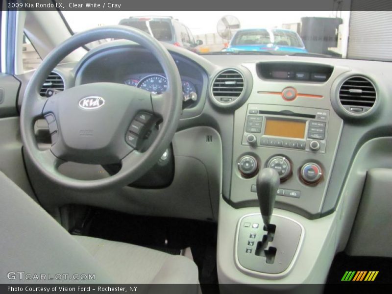 Clear White / Gray 2009 Kia Rondo LX