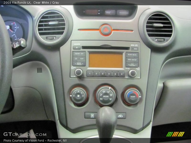 Clear White / Gray 2009 Kia Rondo LX