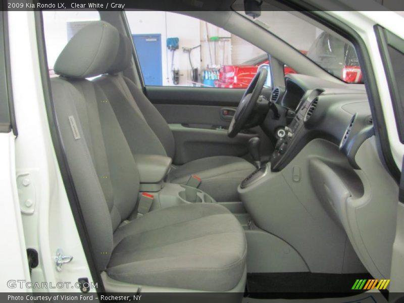 Clear White / Gray 2009 Kia Rondo LX