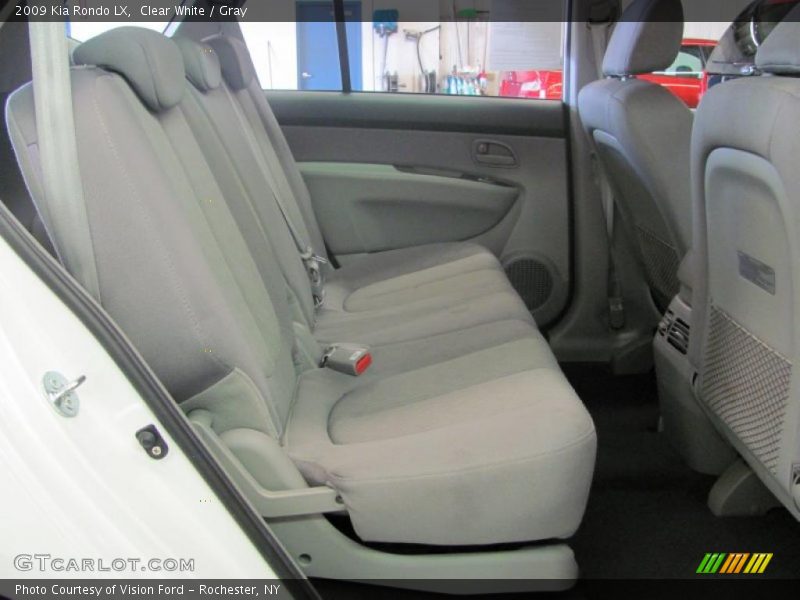 Clear White / Gray 2009 Kia Rondo LX