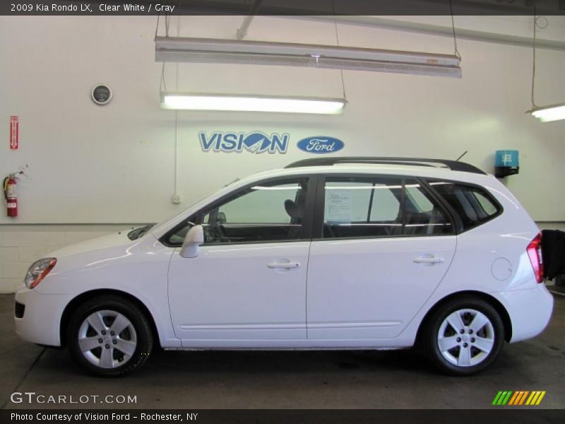 Clear White / Gray 2009 Kia Rondo LX