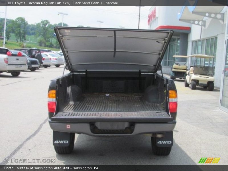 Black Sand Pearl / Charcoal 2003 Toyota Tacoma Regular Cab 4x4