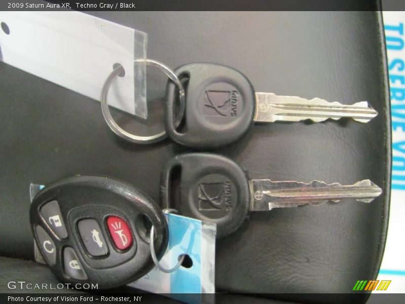 Techno Gray / Black 2009 Saturn Aura XR