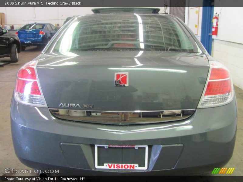 Techno Gray / Black 2009 Saturn Aura XR