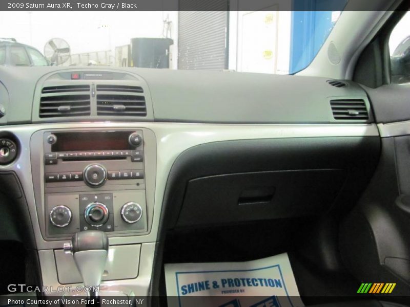 Techno Gray / Black 2009 Saturn Aura XR