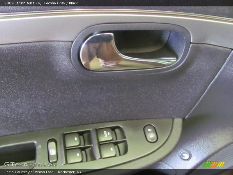 Techno Gray / Black 2009 Saturn Aura XR