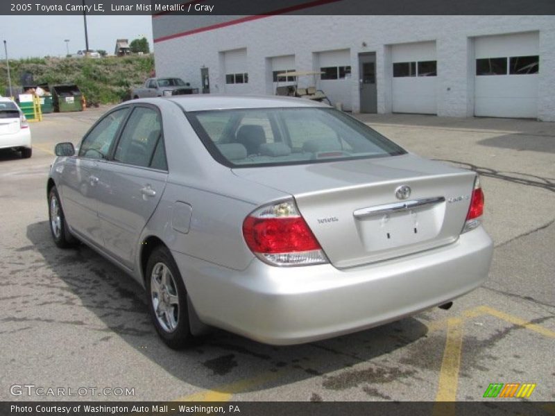 Lunar Mist Metallic / Gray 2005 Toyota Camry LE
